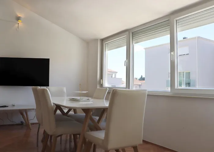 Pepi Apartments 4