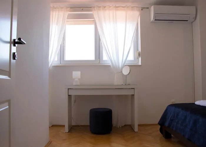 Pepi Apartments 4